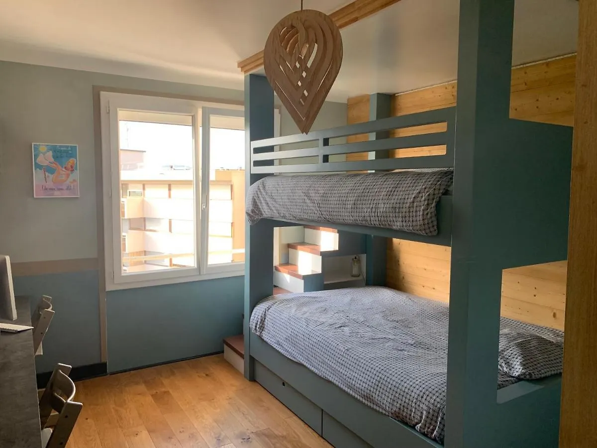 Espace Et Confort Au Coeur De Ville Annecy France